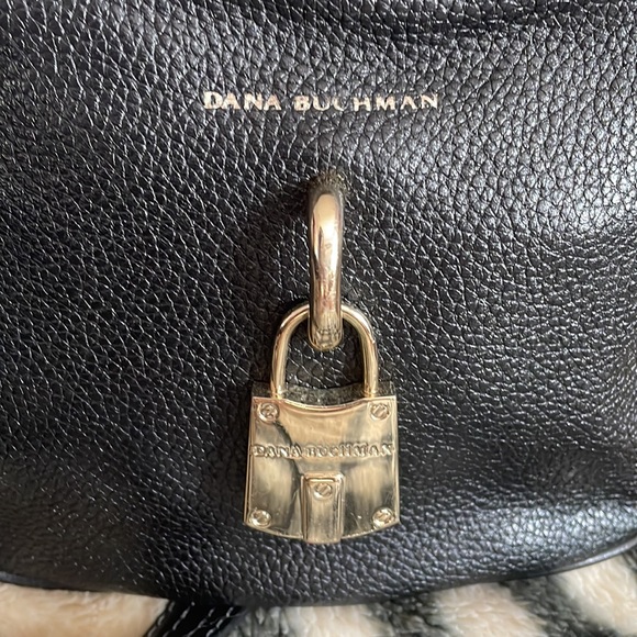 Dana Buchman Crosdbody EzuC - Picture 2 of 4